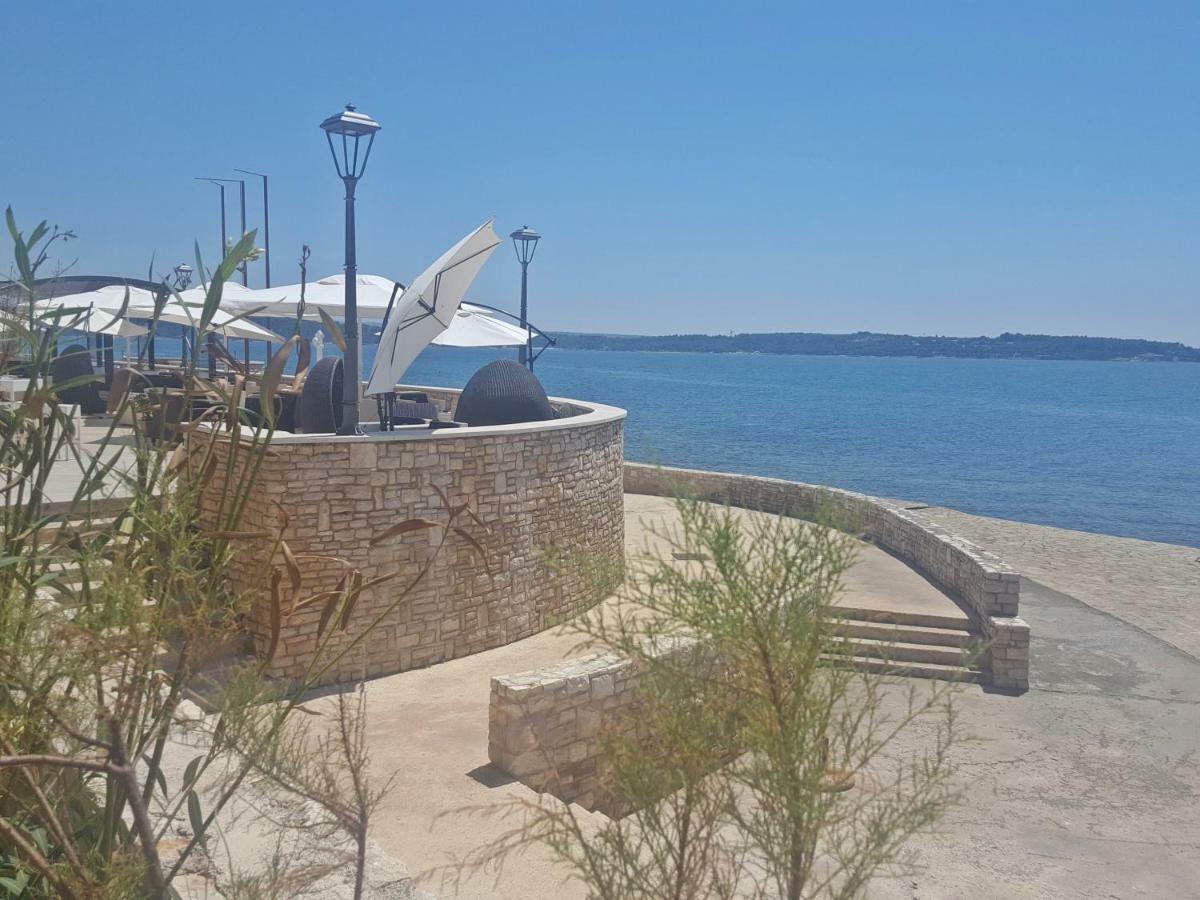 Villa Jessica Novigrad (Istria) Exterior foto